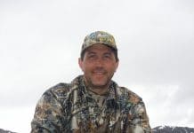 5 Guide-Tested Techniques for Grizzly Encounters Rock1Castenpaw