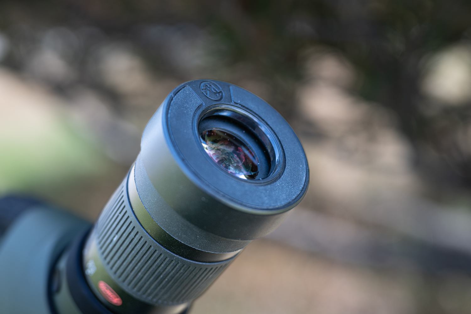 Ollin’s sleek adapter can be left on the scope for viewing.