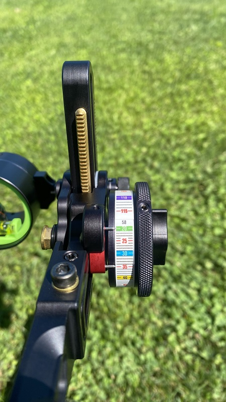 For eastern deer hunting, I’ll primarily utilize the Tetra Max RYZ as two ‘fixed’ pins, with the top pin set at 20 yards and the bottom pin at 35 yards.