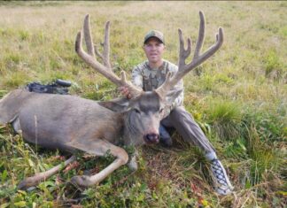 TT#59 Wesley Warner Stalking Big Mule Deer Bucks