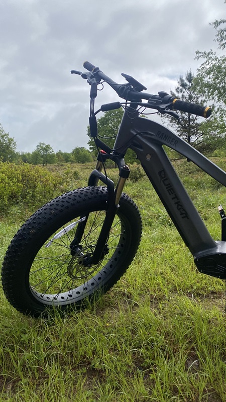 The fork suspension, large hydraulic disc brakes, oversized offroad tires, and handlebar-mounted controls make the Ranger XR more than capable for various outdoor pursuits.