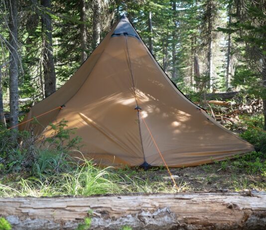 Battle of the 2.0s: Seek Outside Cimarron vs Redcliff Floorless Shelters