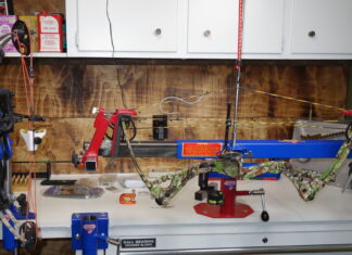 Howard’s Total Vise Legacy Bow Press Howard's Total Vise Legacy Bow Press