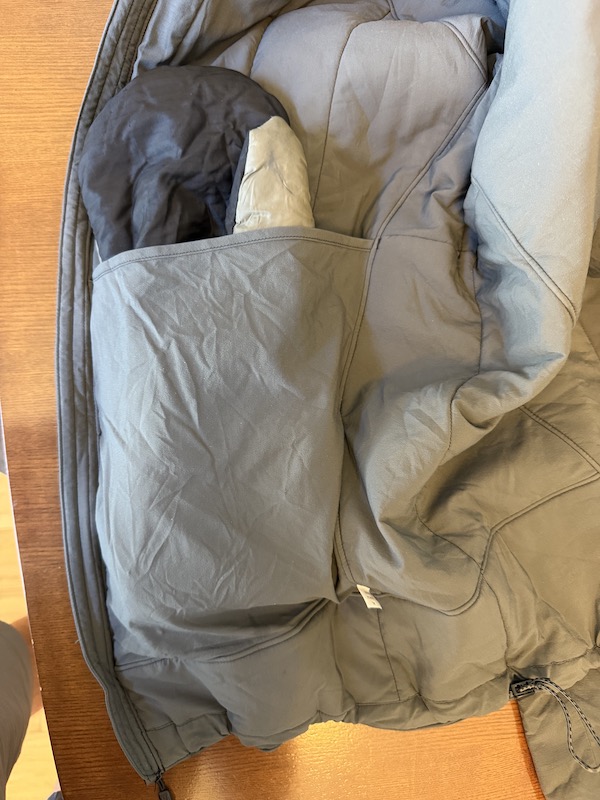 The Kenai offers two roomy interior pockets