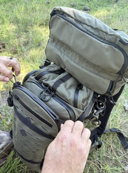 Akek Striker 2100 Organization