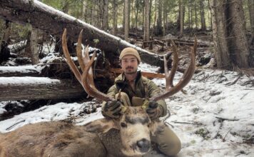 Killing a Timber Giant Kootenaybackwoods 2025 Mule Deer