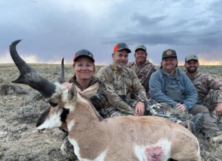 All About Pronghorn & Hunting Big Ones with Chance Marshall Giant Pronghorn with Chance Marshall of Extreme Outfitters