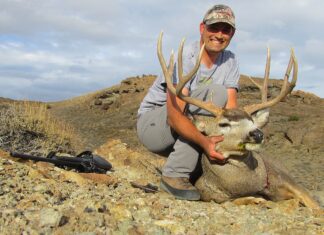 Nevada Mule Deer & The Trade-Offs in Wildlife Management Cody Schroeder Mule Deer Buck