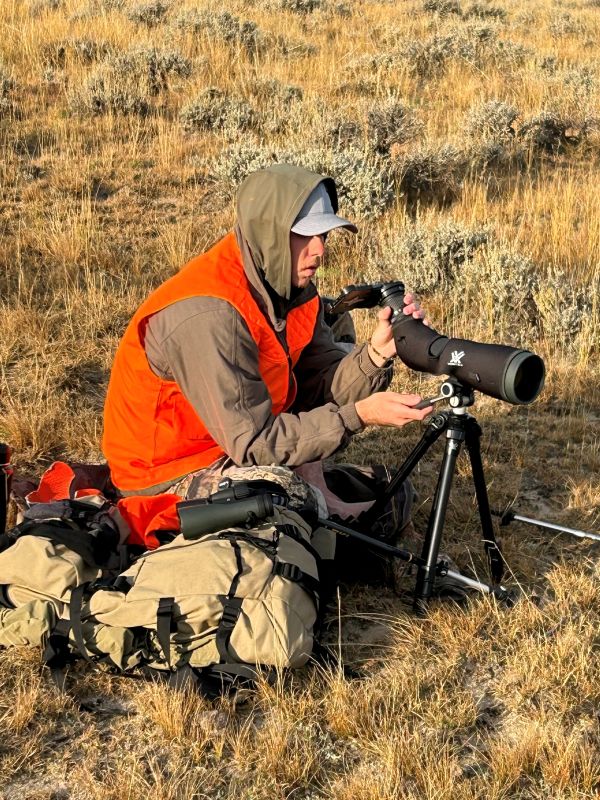 Glassing for pronghorn Glassing for pronghorn